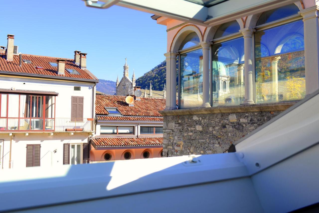 Appartamento Rossini By Holiday Solutions Como Bagian luar foto