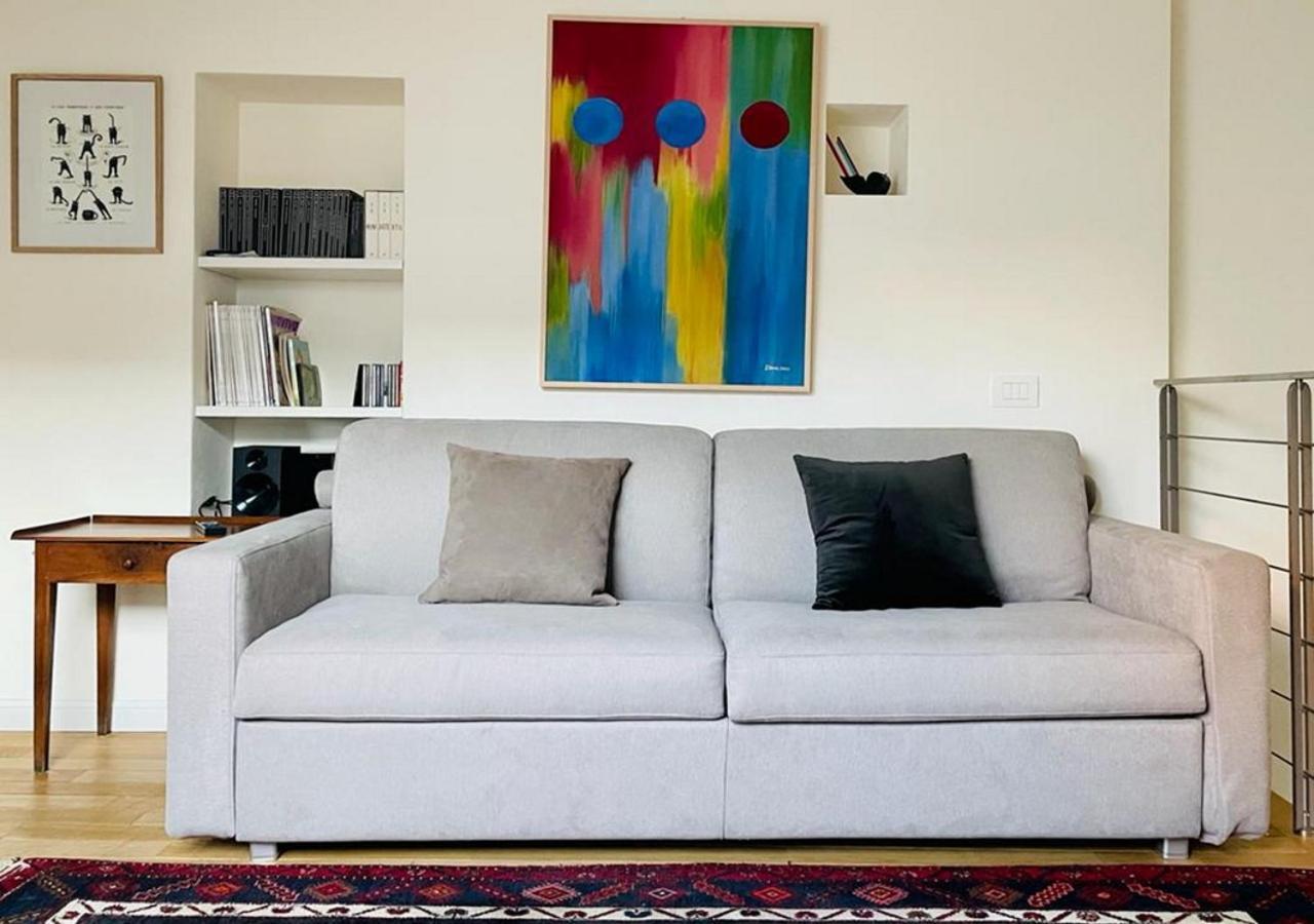 Appartamento Rossini By Holiday Solutions Como Bagian luar foto